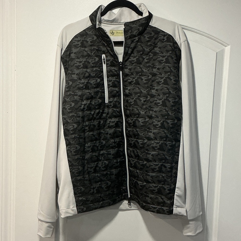 Camouflage Patterned Jacket with White Sleeves